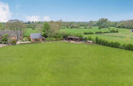 Beautiful thatched country 4 Bedroom Cottage - Foto 3