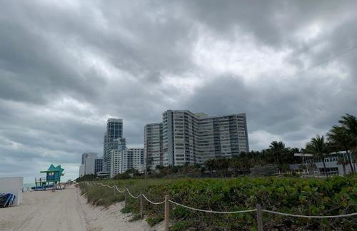 Dream Studio on the Beach - Photo 20