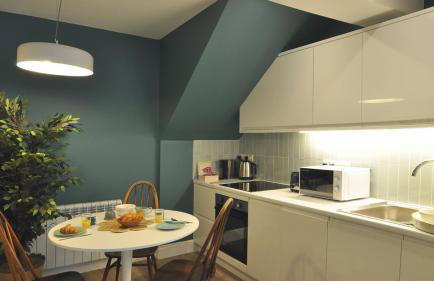 Trident Court Apartments - Photo 30