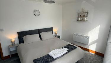 4 bed - contractor, family stays - free parking - Foto 5