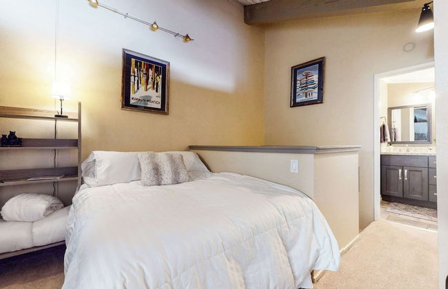 Modern Cabin for 6, Near Slopes + Canyon Lodge! - Foto 2