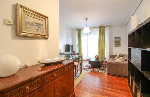 s20 apartment pool/garden/terrac - Foto 17