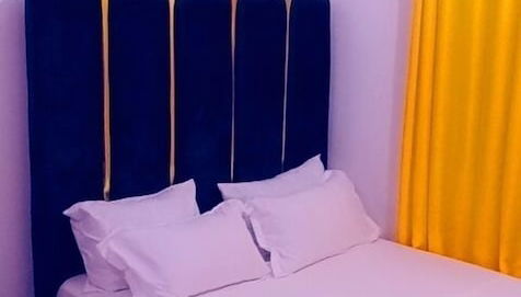 Lux Suites Vee Studio Apartments Bamburi - Foto 2, Habitación