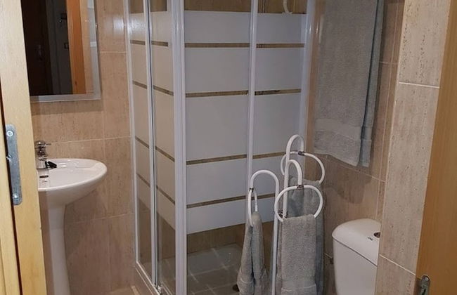 Top Floor Apt Close To Duquesa - Photo 6