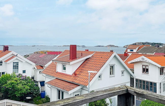 8 Person Holiday Home in Astol - Photo 24