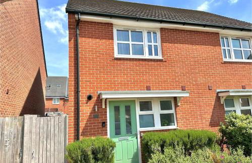 Lovely 2 bedroom home - Photo 12