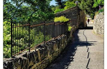 La Cerisaie, maison spacieuse en Lubéron - Foto 5