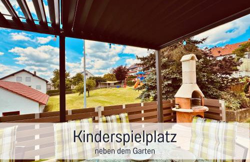 Großes Ferienhaus für 12 -17 Personen mit Whirlpool - Spielzimmer und Garten - Photo 29