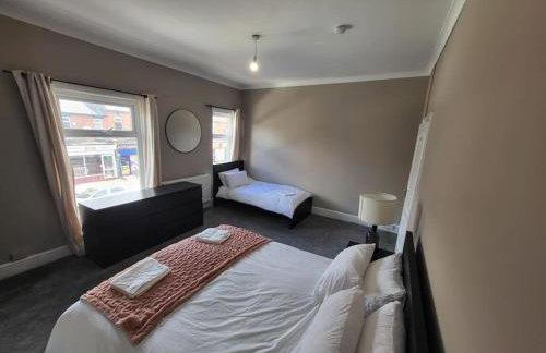 4 Bedroom house, 8 min to city! - Foto 4