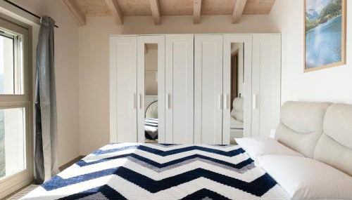 EnjoyIseoLake - Cherubino - Nice 2 floors apartment with pool, terrace and a terrific lake view - Photo 3