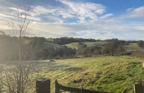 A charming unique lodge, with log burner and incredible views - Foto 6