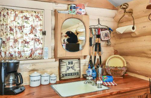 Rogers Cabin Historic Log Cabin in the Woods Near Grand Canyon Flagstaff - Foto 9