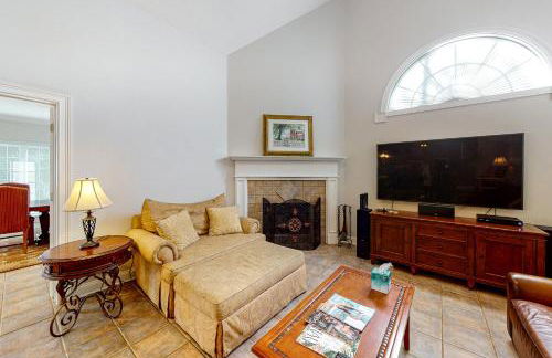 Beautiful home with modern conveniences - close to the beach, dogs welcome - Foto 7