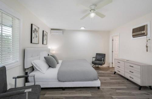 Newly Renovated Home Spacious Close 2 Hospital - Foto 14