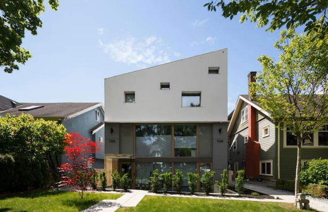Passive House Luxury 2 Bedroom Basement Suite - Photo 1