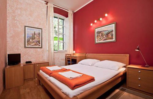 Mediteran with garden next to beach and Old Town - Foto 4