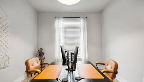 Luxe Modern 4B House with Office 20 min to DT - Foto 4