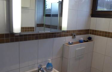 Eifelwaldhäuschen Grosstyp mit Wintergarten und Waschkeller Haustiere ok - Photo 9