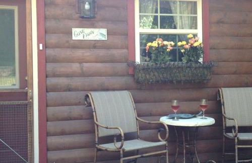 Spacious Camping Cabin Perfect for Families in the Blue Ridge Mountains of Georgia - Foto 9