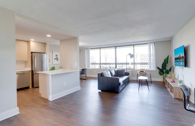 Walkable DC View Apartments - Photo 71