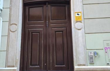 Stay Home & Away in the Heart of Historic Town of Malaga - Photo 23