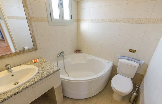 Maria Beach House Large Private Pool Walk to Beach Sea Views A C Wifi - 2176 - Foto 28