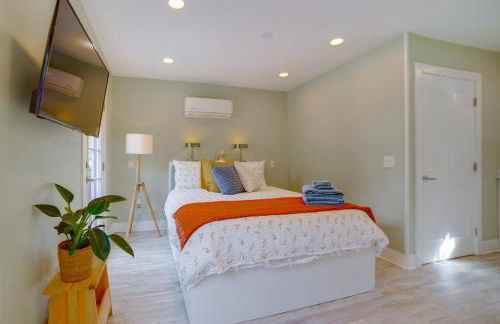 Walk to Festival of Lights Cozy Couples Retreat - Foto 9