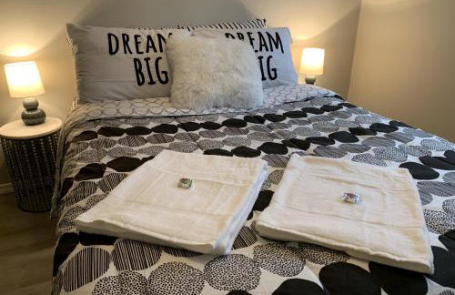 Hidden Gem! Spacious, Private, and Convenient Units Off River Road in Puyallup - Foto 58