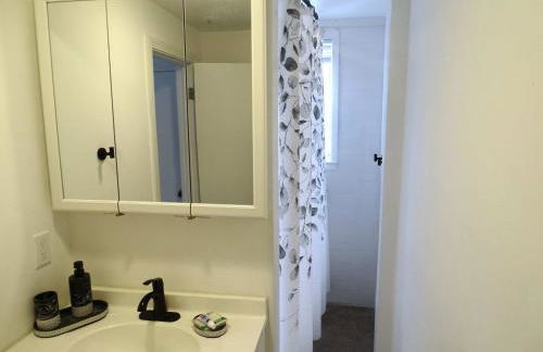 Comfortable 3 Bed Apt in Quiet Neighborhood - Foto 19