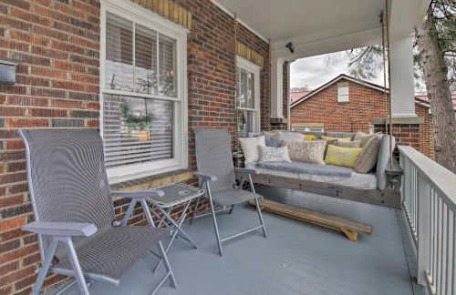 Modern, Sun-Lit Retreat with Fire Pit and Yard! - Foto 32