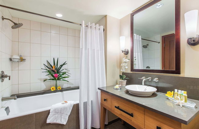 Hale Leilani Ko Olina Beachfront w/ Views! - Photo 8