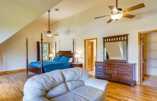 Game Room, Deck and Yard Lake of the Ozarks Retreat - Foto 13