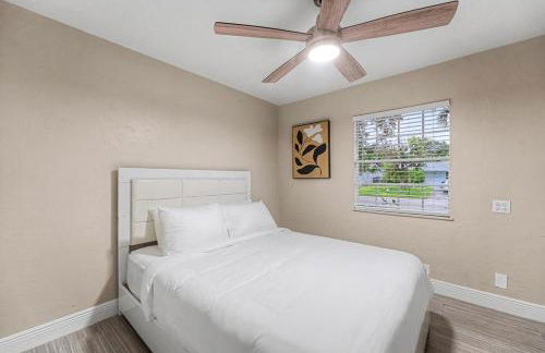 East Boca Getaway with Hot Tub Near Beach and Mizner Park - Foto 27