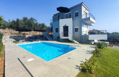 Evilenia Luxury Apartments - Photo 11