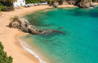 Cala Canyelles Villa & Private Studio with Garden - Foto 8