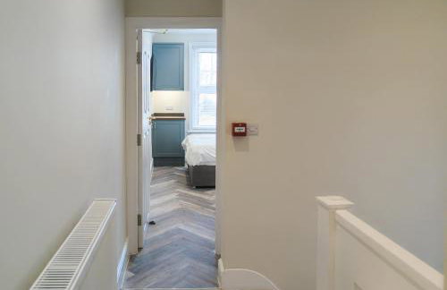 5 Bedroom 5 Bathroom House Portsmouth Docks - Foto 8