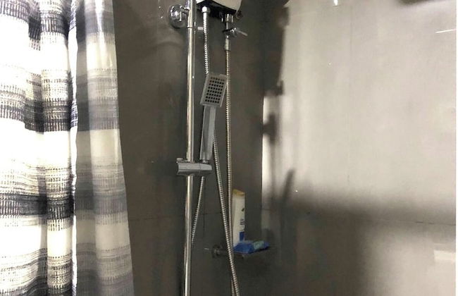 Modern Comfort Makati 1BR with Workspace - Foto 17