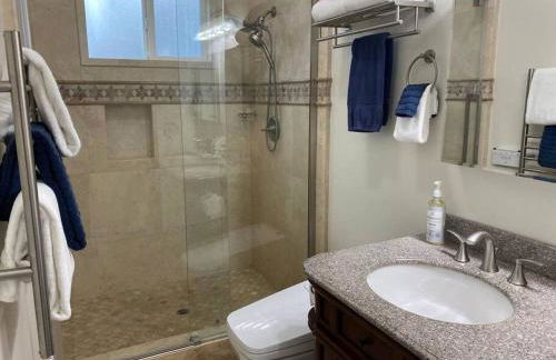 Hillside view with hot tub too - Foto 7