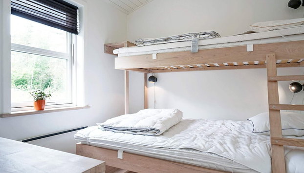 6 Person Holiday Home in Aakirkeby - Foto 4, Habitación