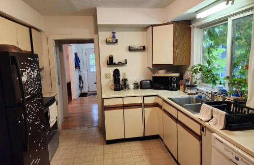 Cozy 3 Bedroom House in Downtown Ithaca - Foto 10