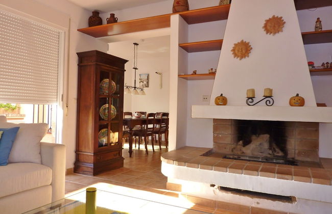 Charming Holiday Home Near Seabeach in La Cala de Mijas With Private Terrace - Photo 12