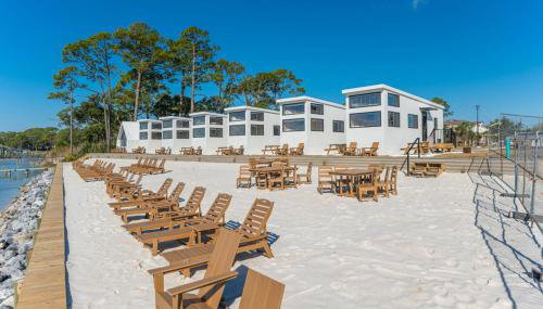 Luxury Waterfront Cabin 7 - Foto 3