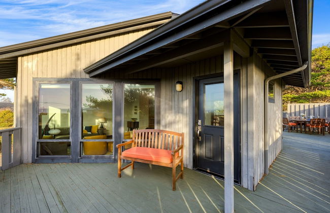 Half Block to Beach w Oceanview Patio Balcony The Shore Pine by Avantstay - Foto 32