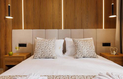 Hersonissos Beach Front Suites - Photo 42