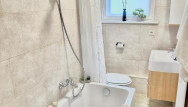 Stylish Apt in Neukölln kiez Privat Parkplatz - Foto 2