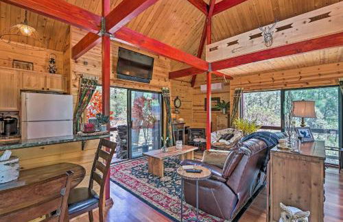 Furnished Deck Romantic StrawberryandPine Studio! - Foto 4