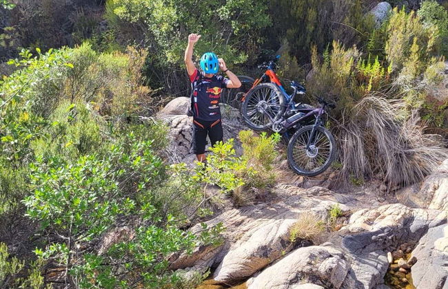 Tour en bicicleta eléctrica por las piscinas naturales del río Pitrisconi - Foto 6