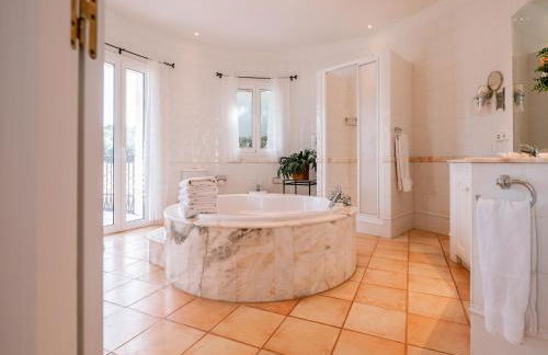 Luxurious, Detached Villa With Swimming Pool 10 Persons - Foto 33