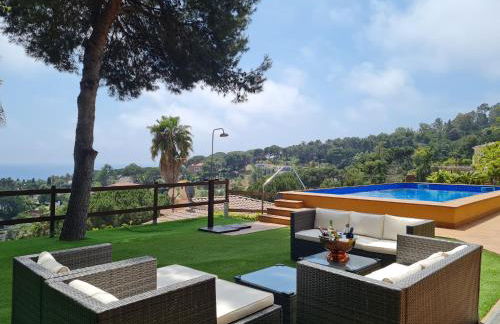 VILLA LA CALA with swimming pool & sea view, 10 min walk from the sea - Photo 10