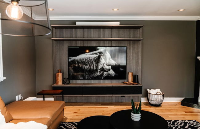 Dt Hot Tub Sauna Huge Yard - Photo 11